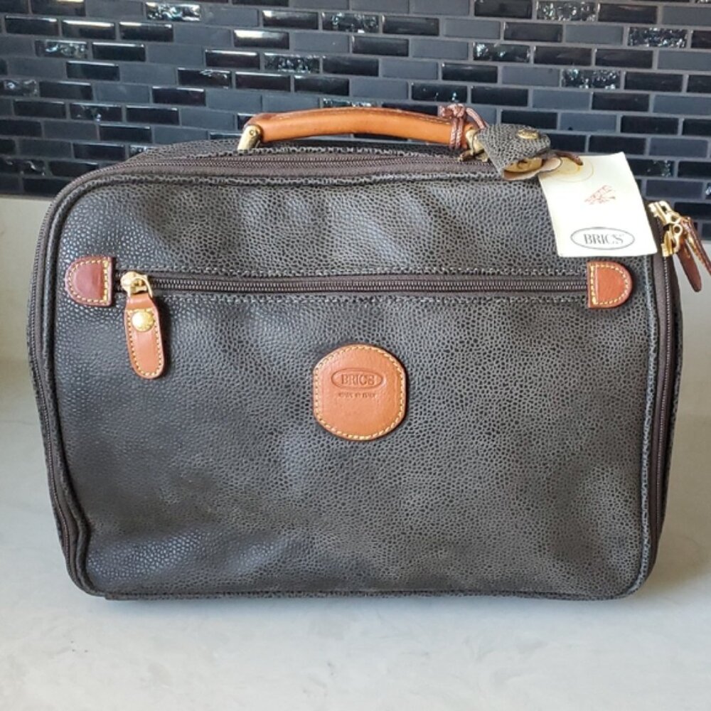 BRIC'S Travel Carry On Bag with mirror & makeup case  Made in Italy